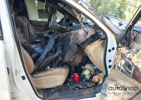 2018 Nissan Pathfinder Platinum from USA, damaged, VIN 5N1DR2MM2JC659693